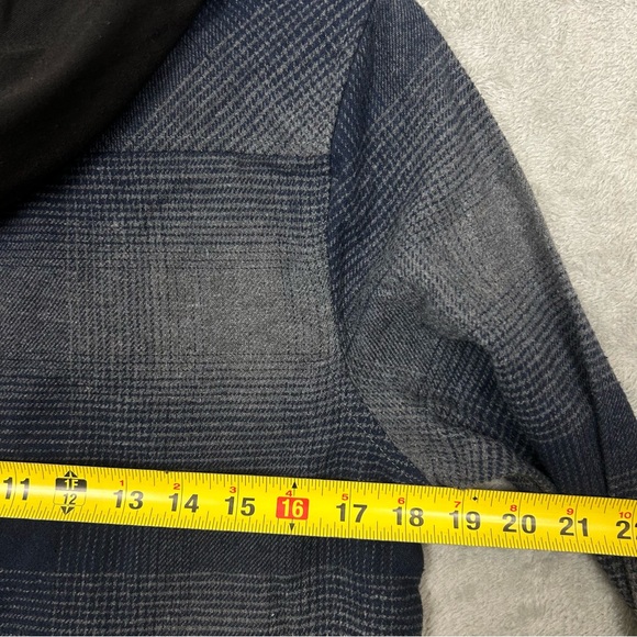 Golden Tree Hooded Flannel Button Down Shirt Men's Size Small - Picture 4 of 6